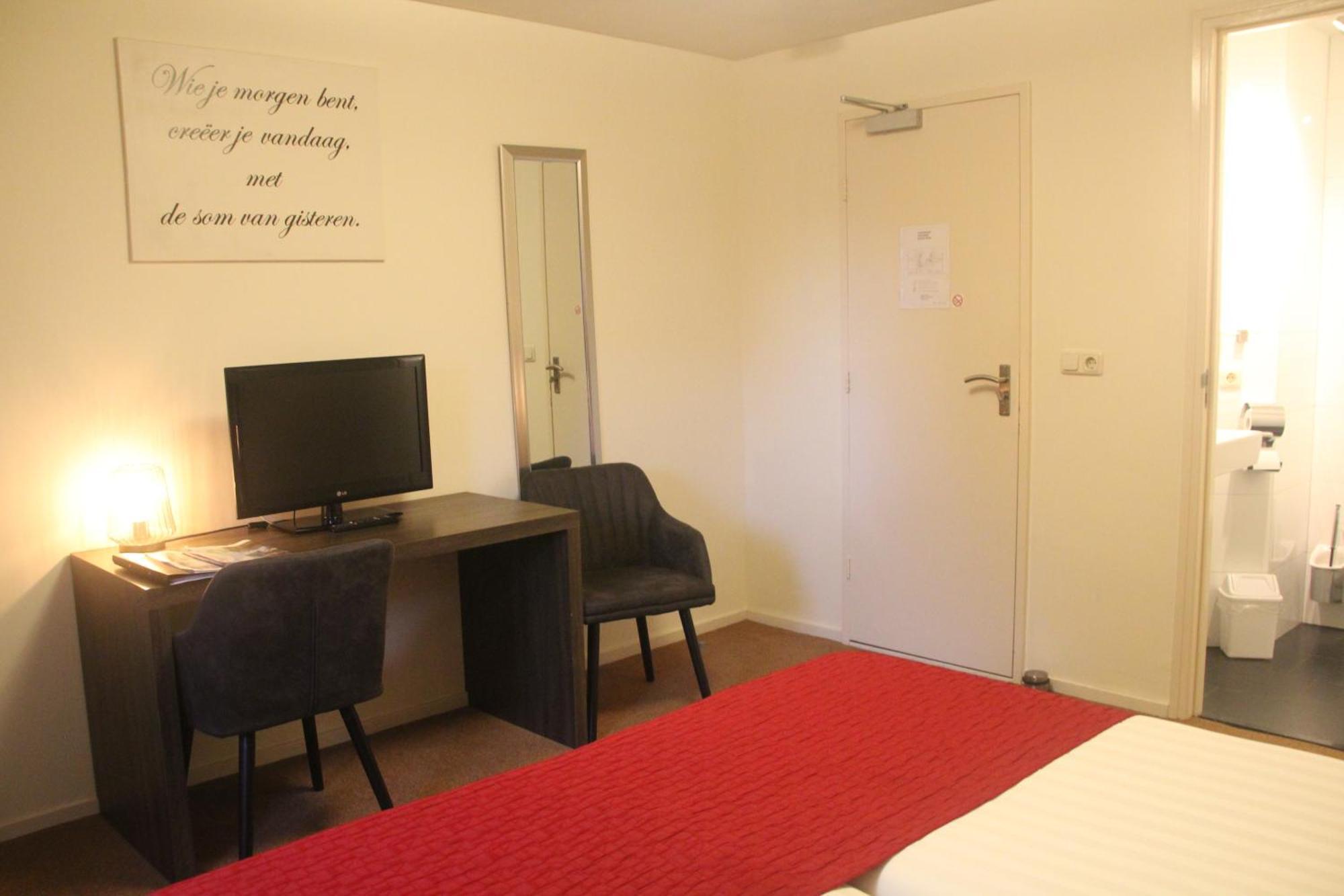 Hotel Restaurant Roerdalen Posterholt Екстериор снимка